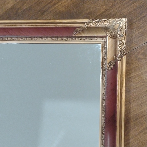 Victorian looking mirror - Picture 6 of 8